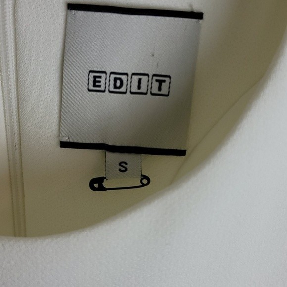 Edit bell sleeve round neck top Sz S White Modest Formal Preppy - Picture 3 of 11